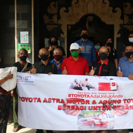 Toyota Tabanan Berbagi Untuk Sesama